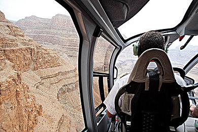 粉丝请愿 希望EA复活砍掉的《曼达洛人》游戏